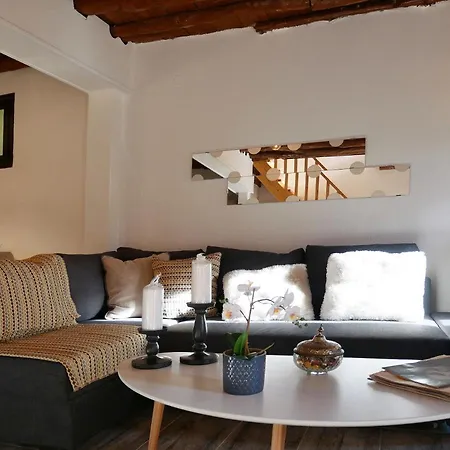 Casa Di Grigoris 펜션